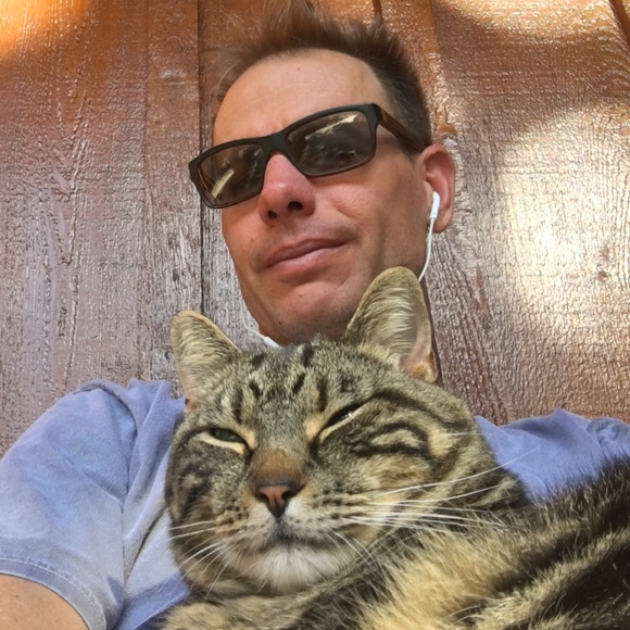 Meet your Posher, George - Picture 1 of 1